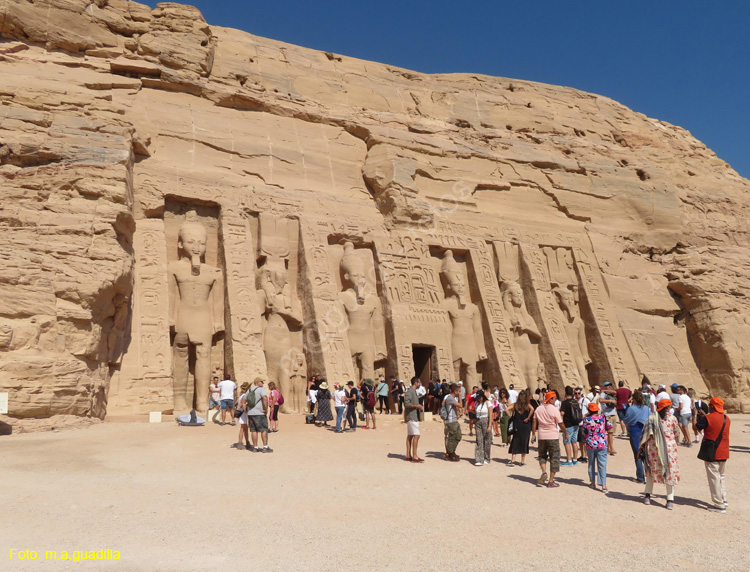 ABU SIMBEL - NUBIA (148) Templo de Nefertari 