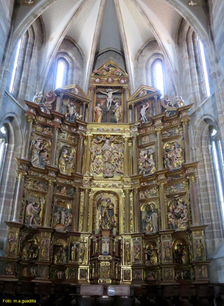 AGUILAR DE CAMPOO (214) Colegiata de San Miguel