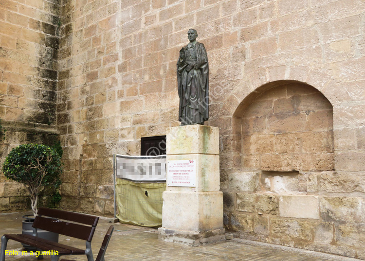 ALMERIA (113) Plaza de la Catedral - Beato Obispo Diego Ventaja