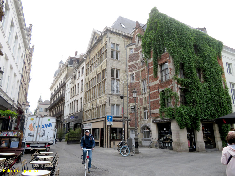 AMBERES (123) Plaza del Mercado Grote Markt