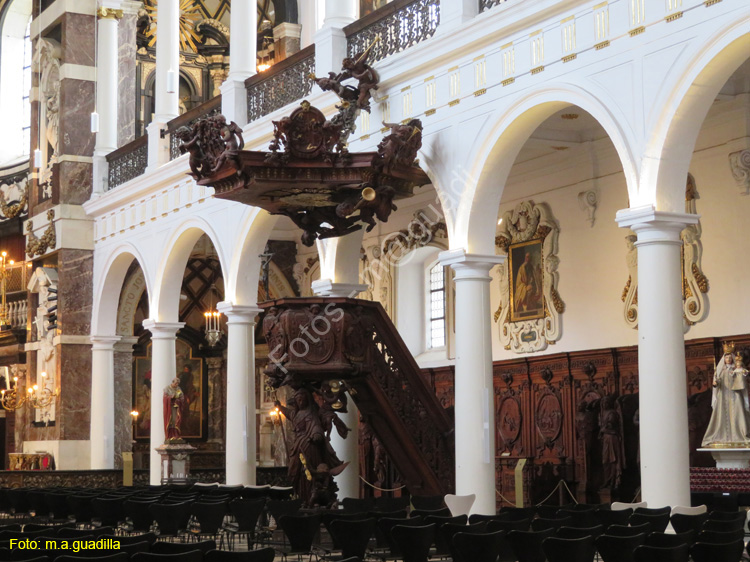 AMBERES (142) Iglesia de San Carlos Borromeo