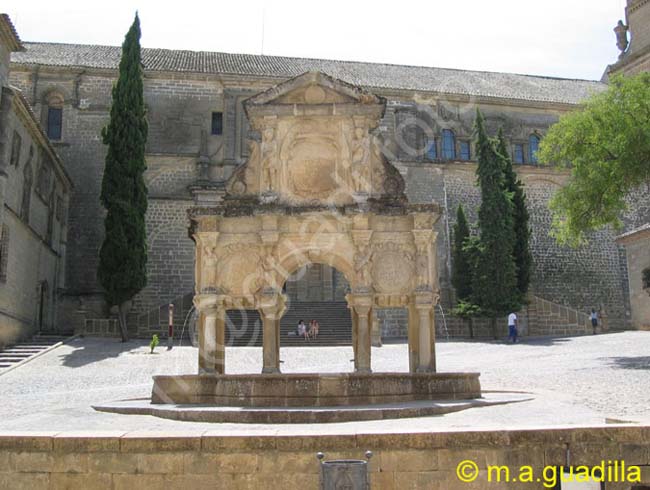 BAEZA 043 Fuente de Santa Maria