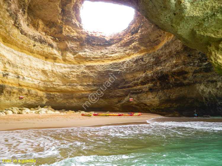 BENAGIL (125) Cuevas