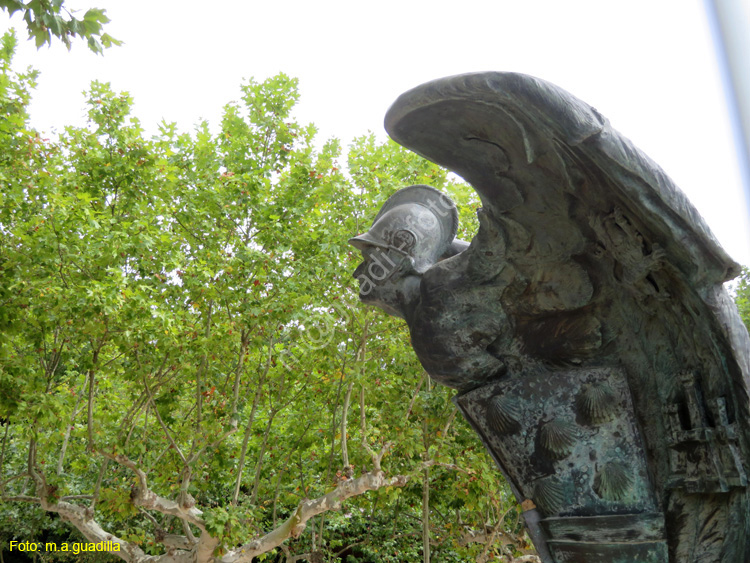 BENAVENTE (271) Monumento al condado de Benavente