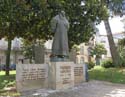 BRAGA (140) Estatua de Francisco Sanches