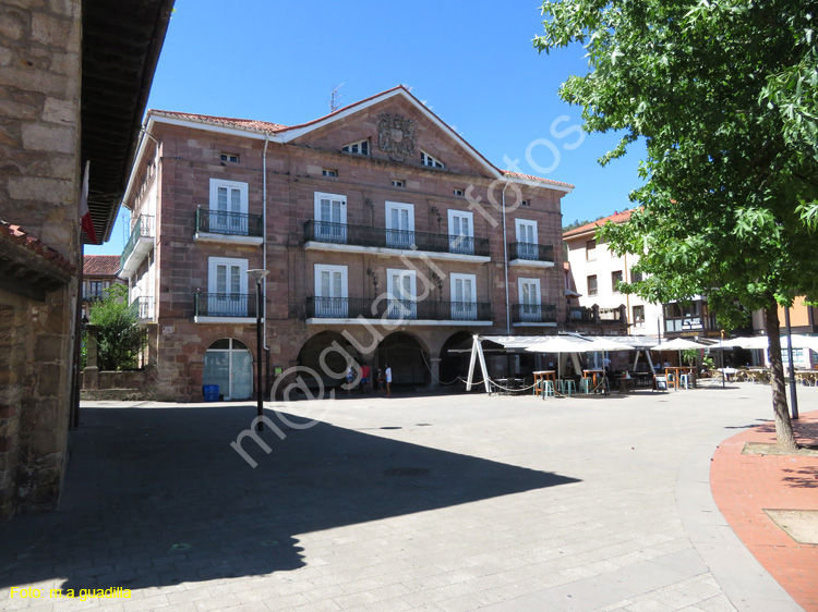 CABEZON DE LA SAL (102) Palacio de la Bodega