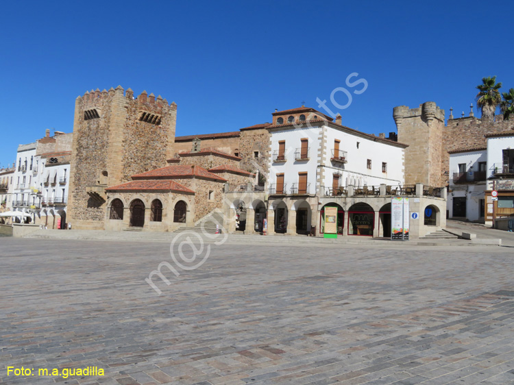 CACERES (123)