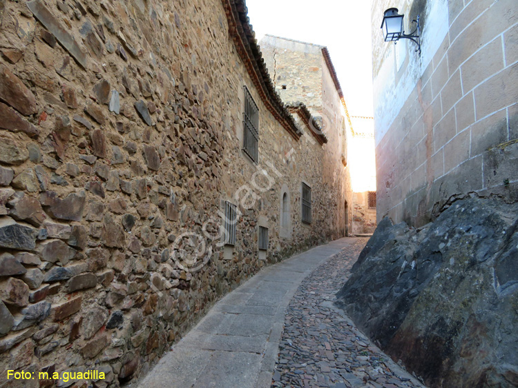 CACERES (212)