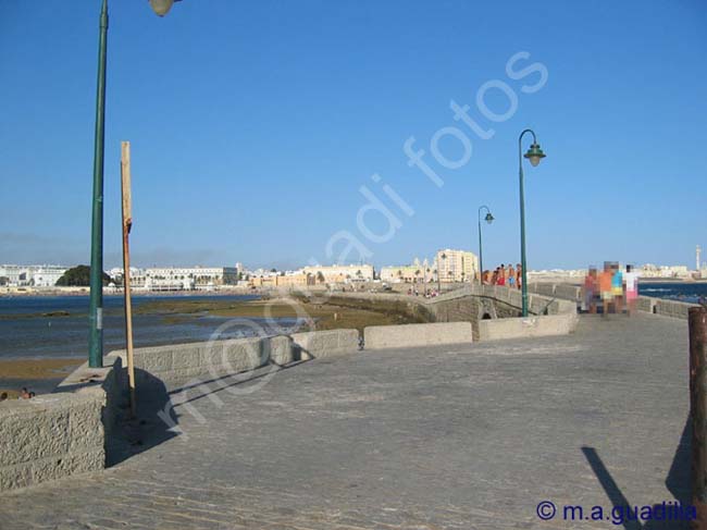 CADIZ 104