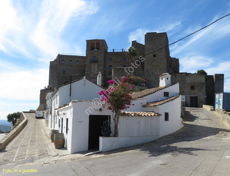 CASTELLAR DE LA FRONTERA (103) Villa Fortaleza