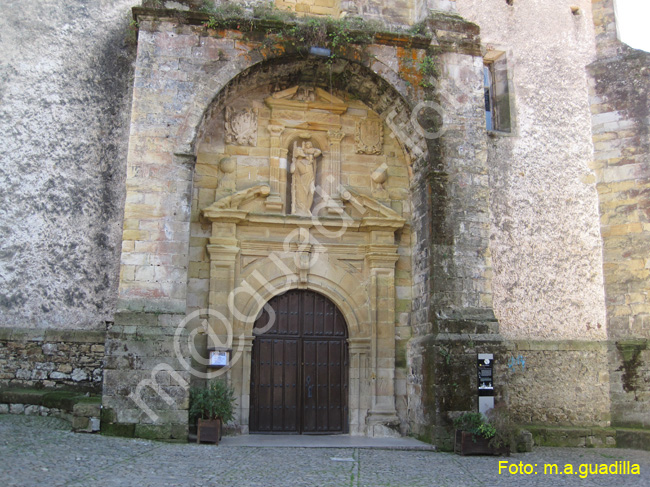 COMILLAS (112) Iglesia de San Cristobal