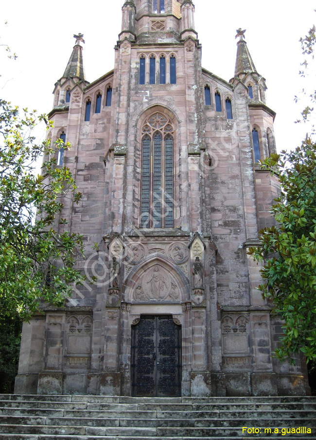 COMILLAS (148) Capilla-Panteon de Sobrellano