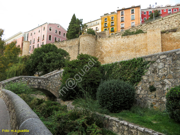 CUENCA (606) Parque de la Trinidad