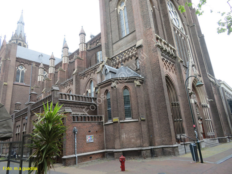 DELFT (225)  Iglesia Maria van Jessekerk desde Markt