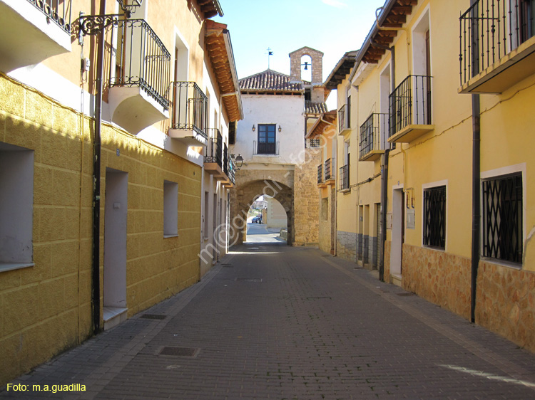 Dueñas (142) Puerta de la Ciudad - Ermita de los Remedios