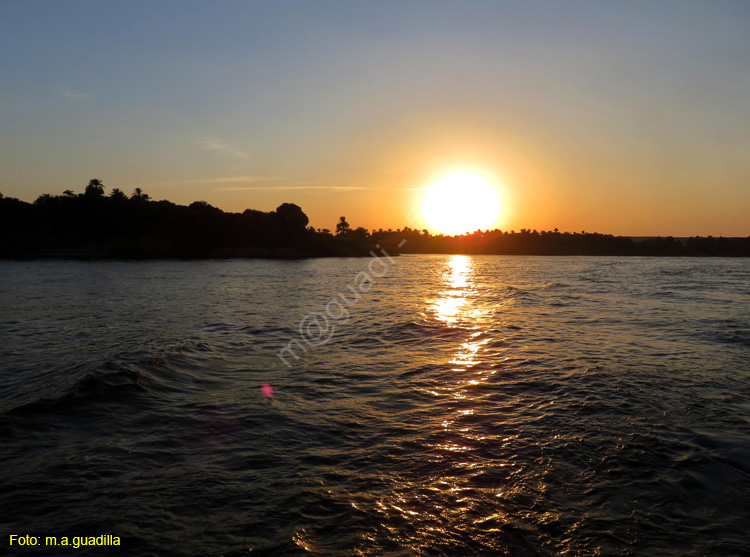 EDFU (144) Rio Nilo