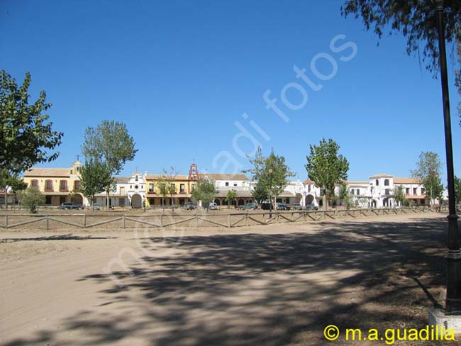 ALDEA DE EL ROCIO - ALMONTE 003 Plaza Mayor