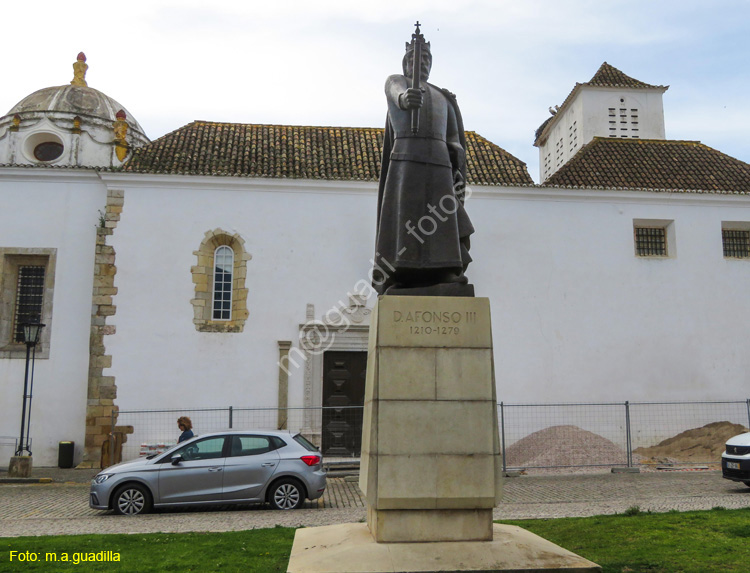FARO (110) Plaza Alfonso III