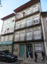 GUIMARAES (268) Rua Reina Dona Maria II
