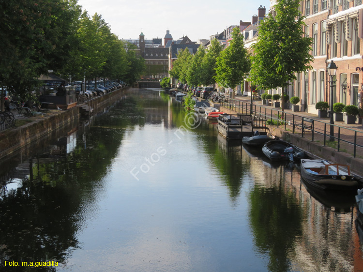 LA HAYA (394) Canal Mauritskade
