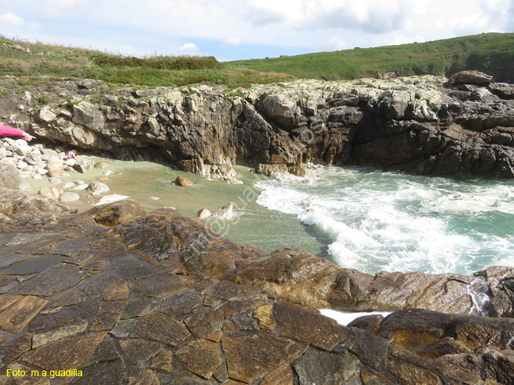 LAXE (105) Playa de los Cristales