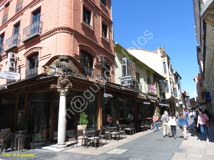 LEON (328) Calle Ancha