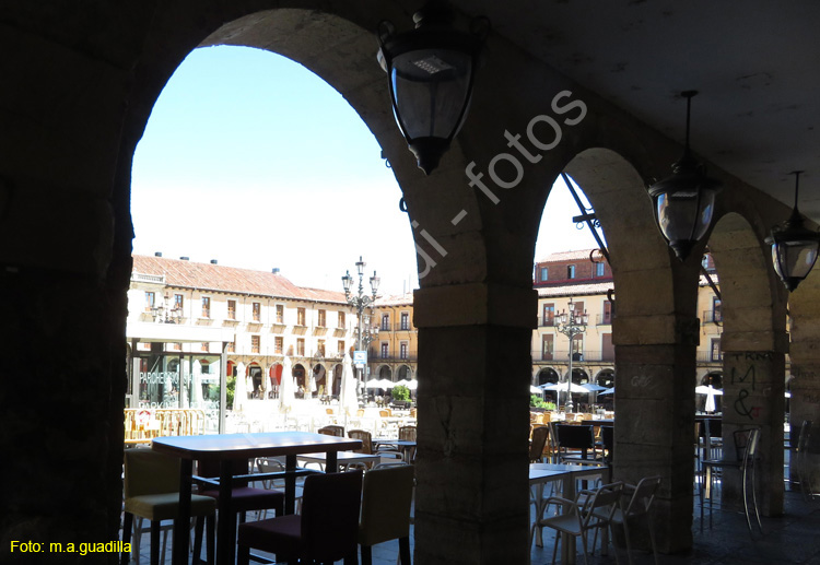 LEON (346) Plaza Mayor - Ayuntamiento