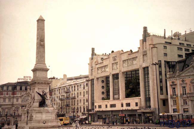 LISBOA 001 -  Plaza Restauradores