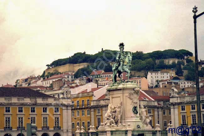 LISBOA 017 - Plaza la Figueira