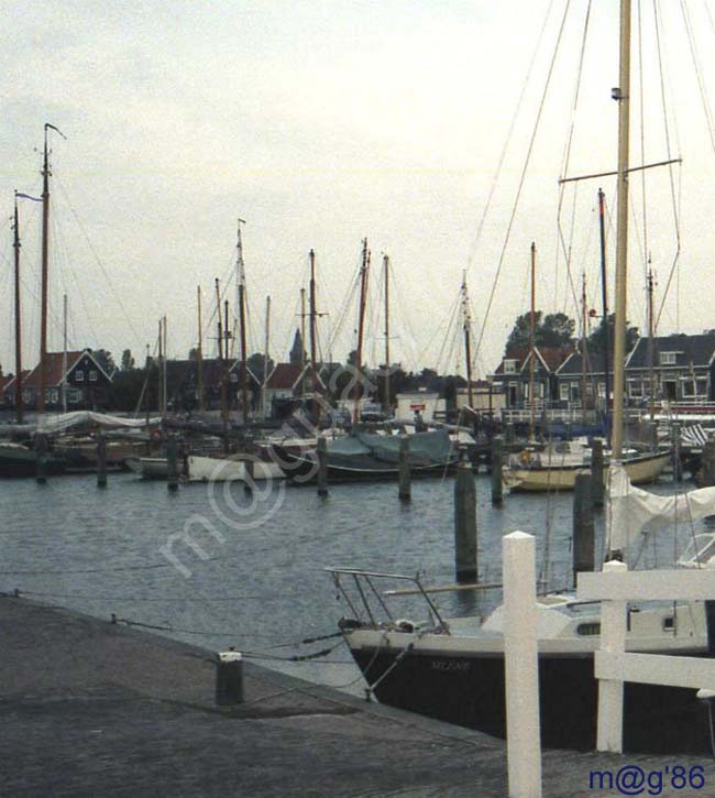 HOLANDA - MARKEN 001