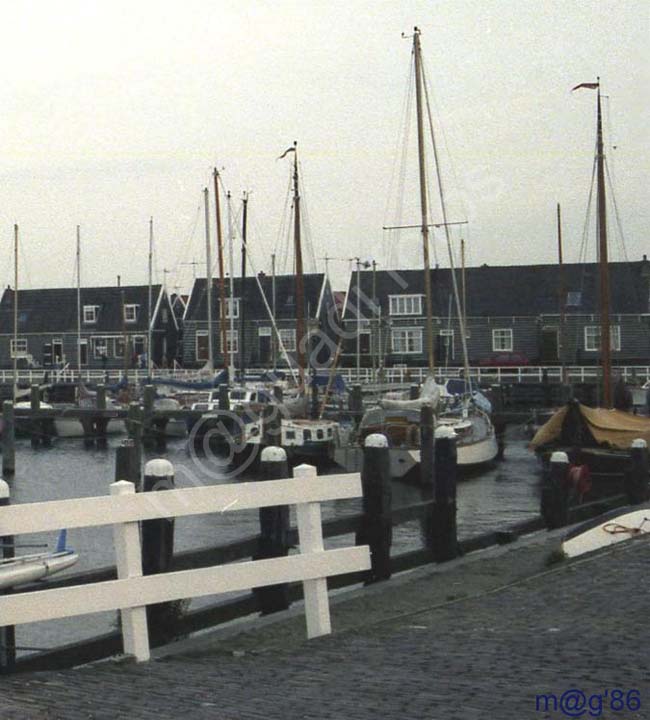 HOLANDA - MARKEN 002