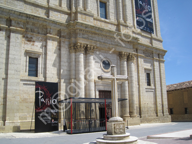 MEDINA DE RIOSECO 075 Iglesia de Santiago