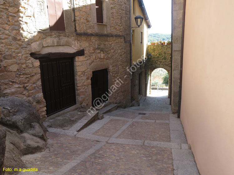 MIRANDA DEL CASTAÑAR (132) Puerta del Postigo