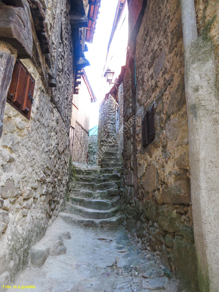 MOGARRAZ (111)