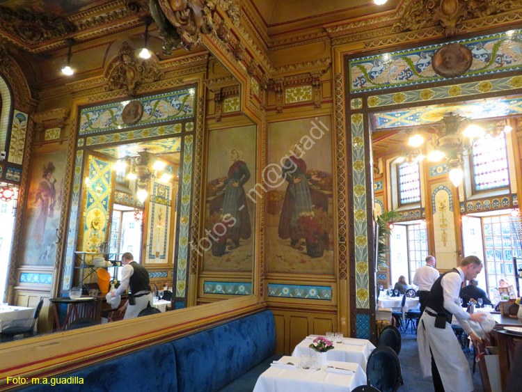 NANTES (302) Place Graslin - La Cigale