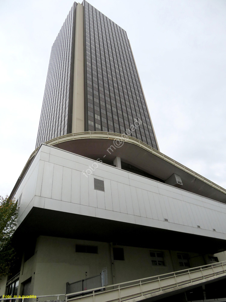 NANTES (403) Torre Bretaña