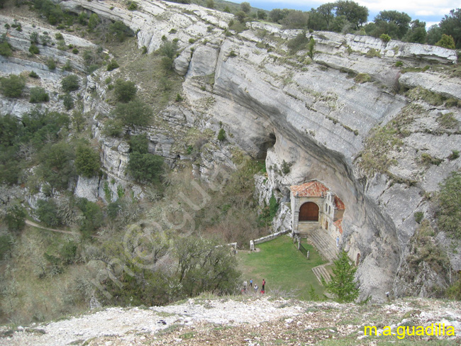 Ojo Guareña 042 - Cueva y Ermita de San Bernabe