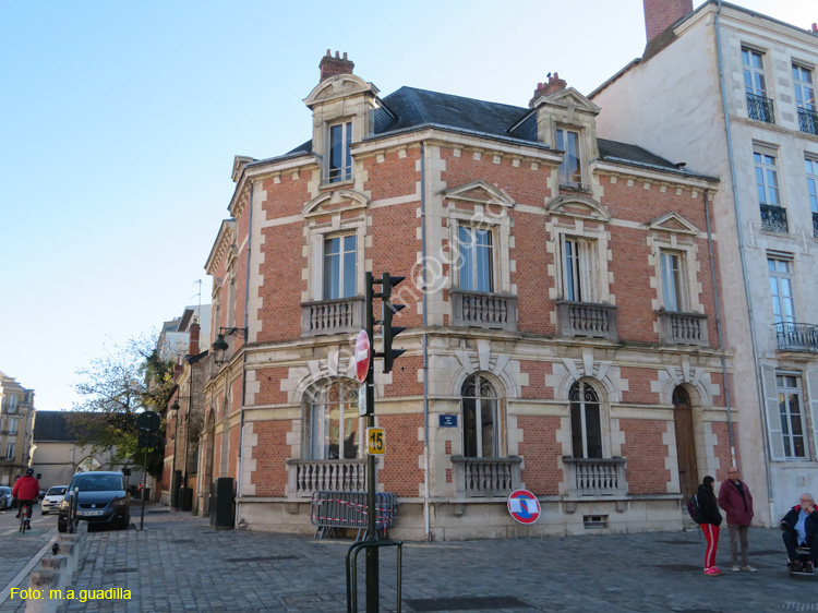 ORLEANS (196) Place de l'étape