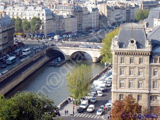 PARIS 116 Paseo por el Sena