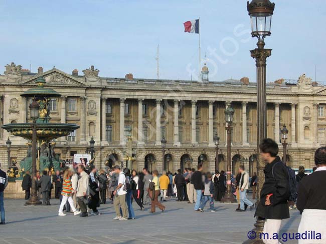 PARIS 218 Place du la Concorde