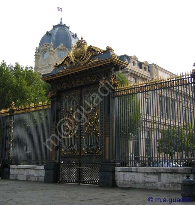 PARIS 228 Palais de Justice