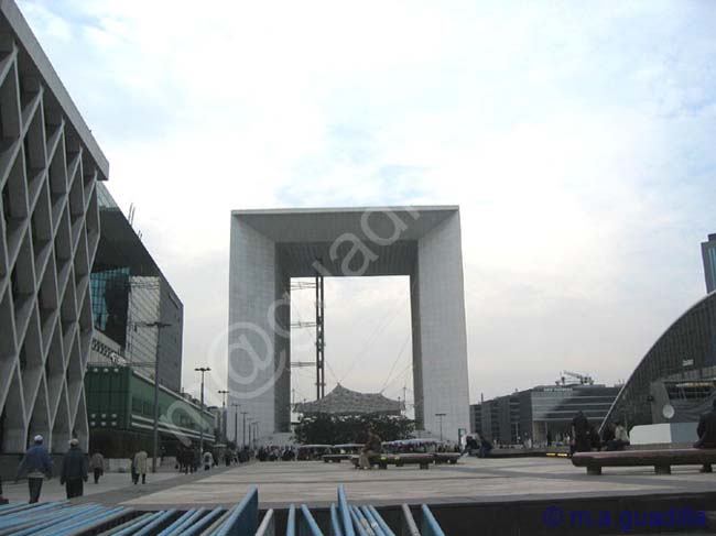 PARIS 261 La Defense