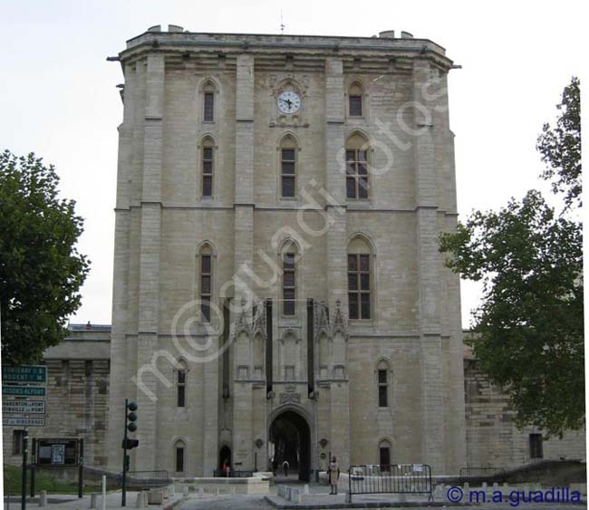 PARIS 392 Chateau Vincennes