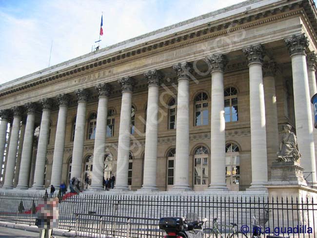 PARIS 394 Bourse