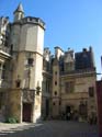 PARIS 337 Chateau de Cluny