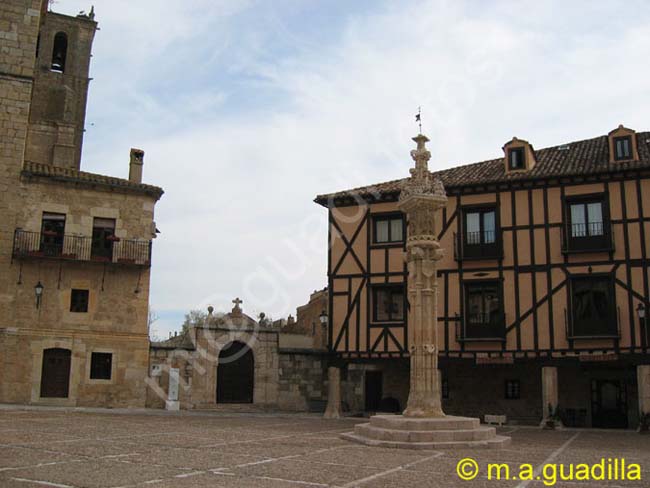 Peñaranda de Duero 006 Plaza Mayor de los Condes de Miranda