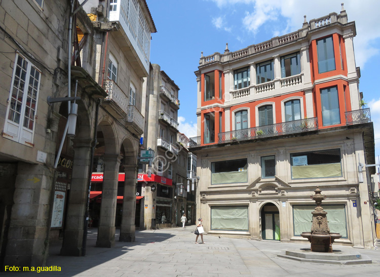 PONTEVEDRA (137) Plaza Curros Enriquez