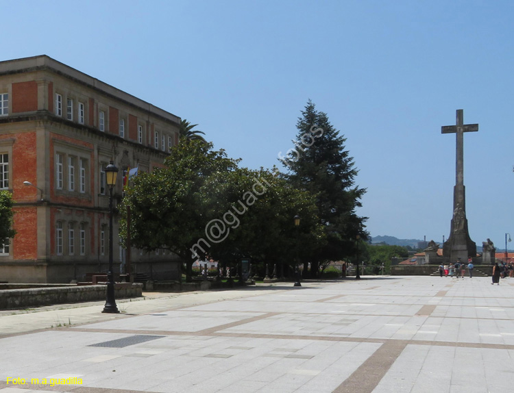 PONTEVEDRA (201) Avenida Montero Rios