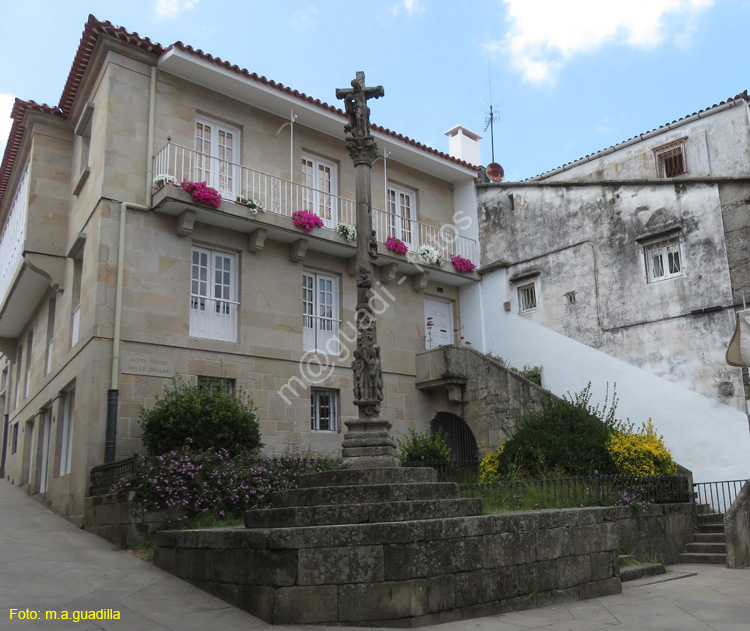 PONTEVEDRA (223) Plaza de las 5  Ruas - Casa de Valle Inclan