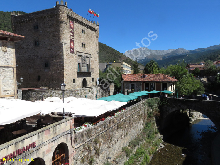 POTES (143) Torre del Infantado